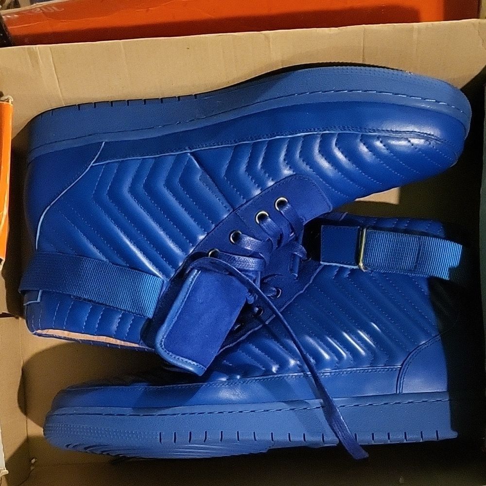 Stylish Blue Men'sâHigh-Top Sneakers - Picture 4 of 6